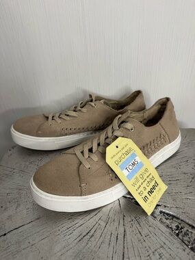 NWT TOMS Lenox Oxford Tan Braided Suede Shoes. Size 9.